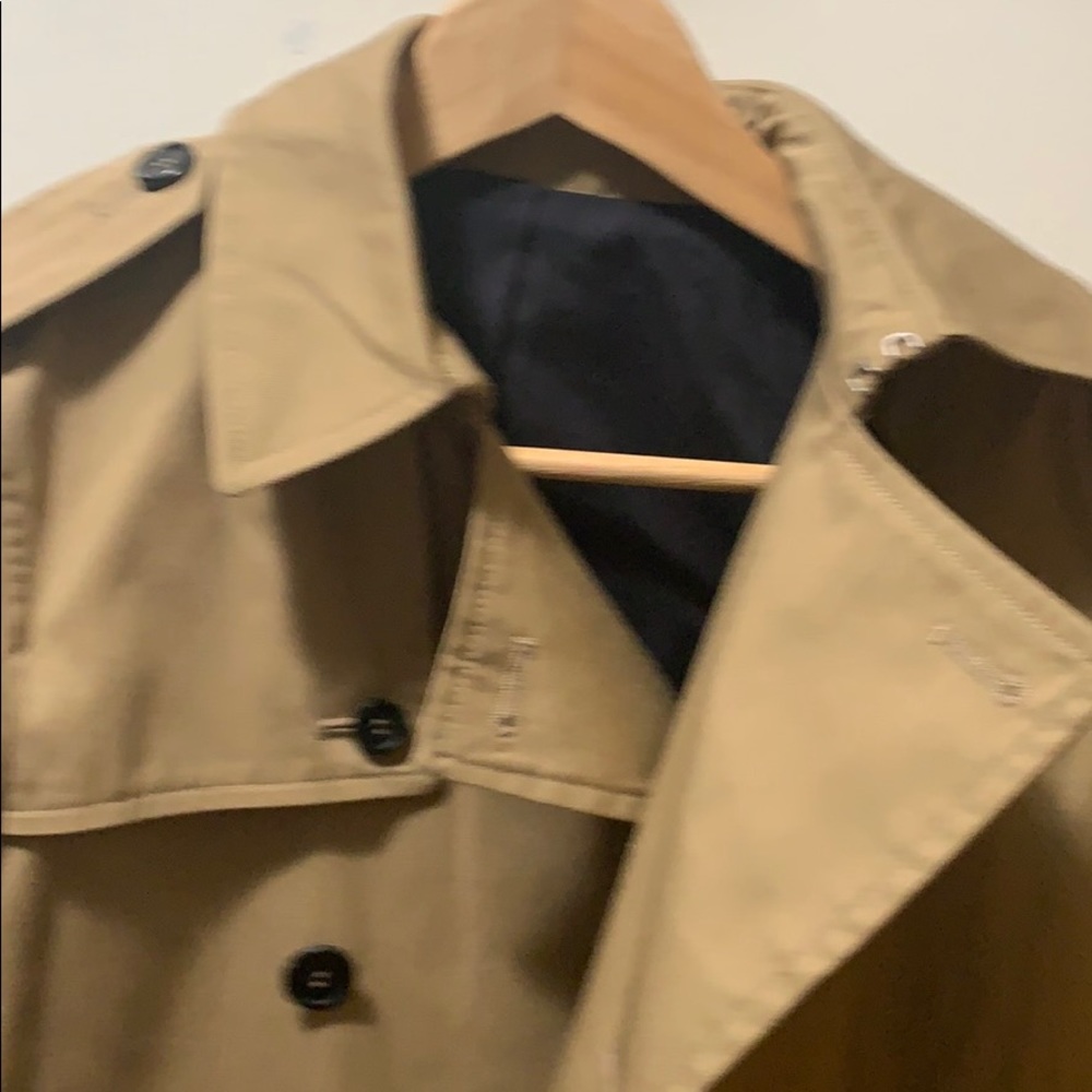 Trench - Picture 3 of 10